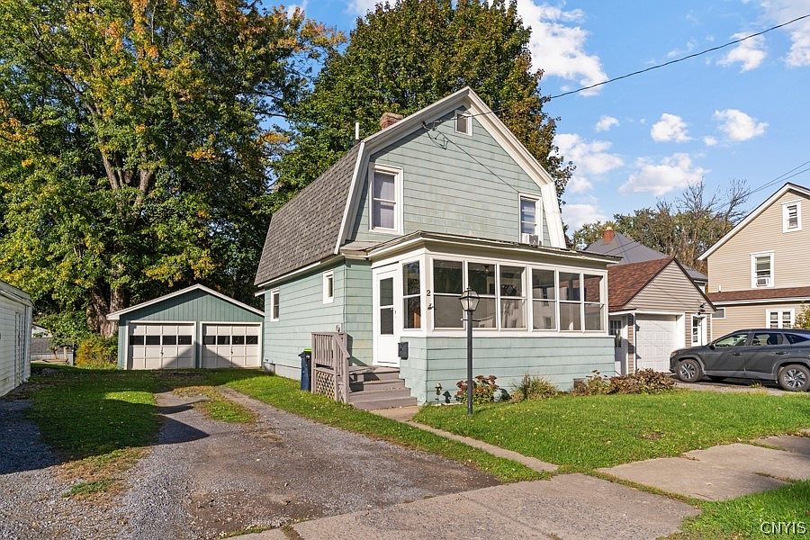 1st image of 2 Marion St