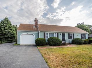 6 Washburn Pl, South Dennis, MA 02660