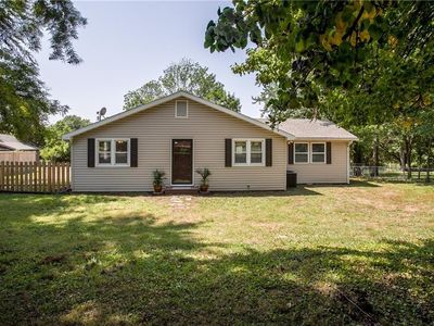 8304 Lees Summit Rd, Kansas City, MO, 64139