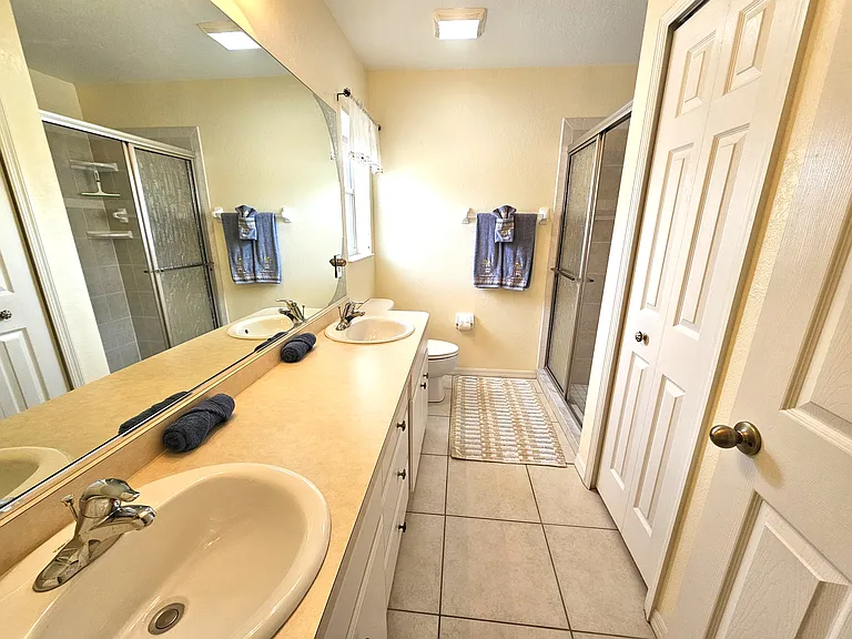246 Albatross Rd — Photo 4
