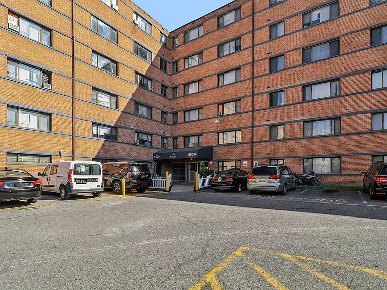 The Swift and The Current Apartments — Photo 34