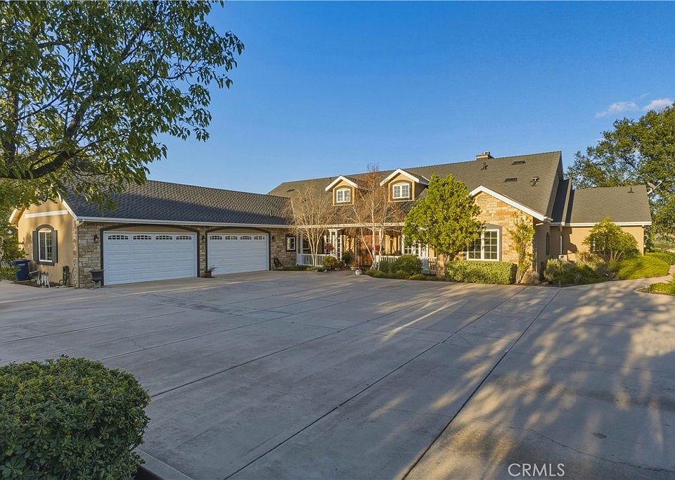 1st image of 14179 Woods Valley Rd