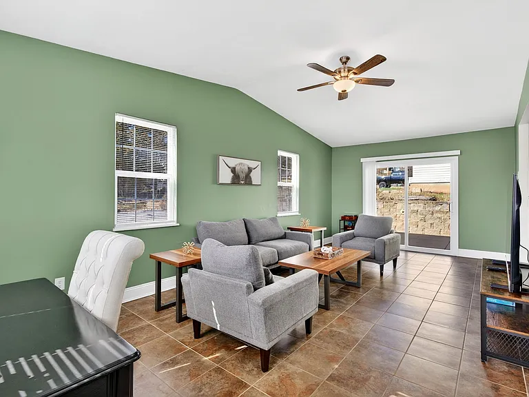3734 Carol Park Rd — Photo 11
