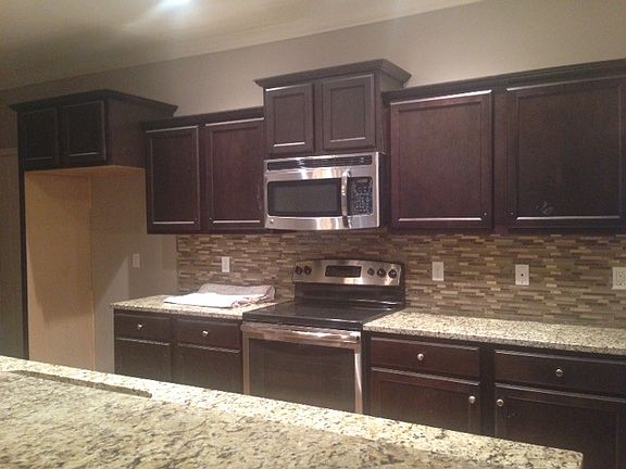 5th image of 117 Covington Cir