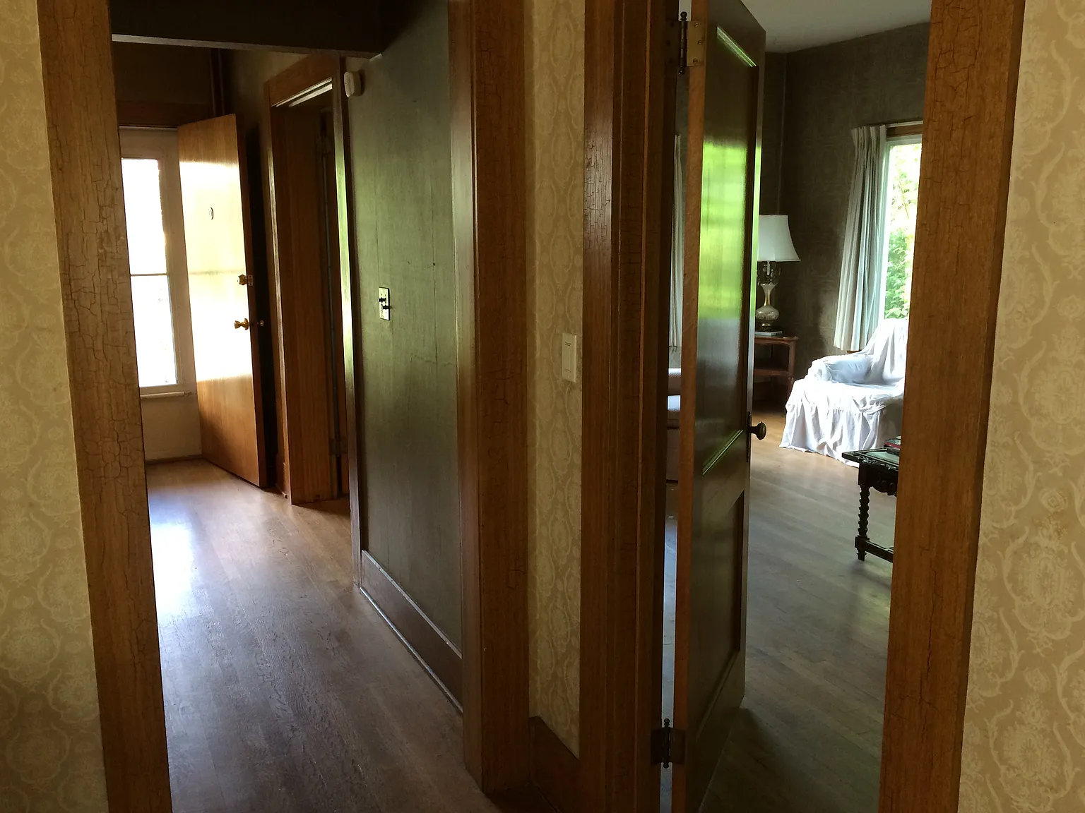 1 bed, 2200 sqft, $750 — Photo 4