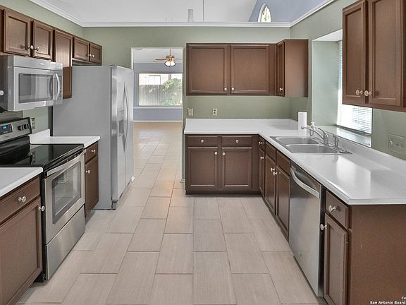 5th image of 7315 BEARTRAP LN
