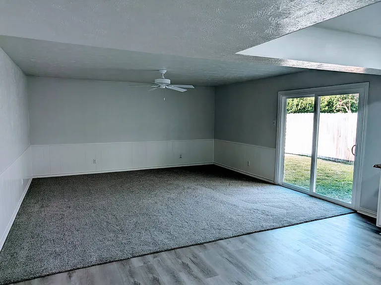 949 Mossvine Dr — Photo 13