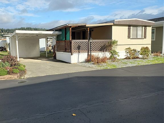 3rd image of 10709 63rd Street E #28