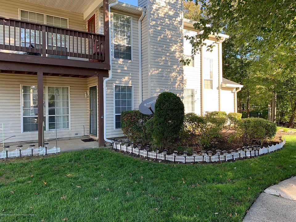 1st image of 143 Tanglewood Pl