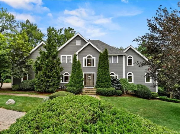 160 Southpond Road, Glastonbury, CT 06073