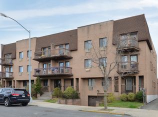 3621 193rd St APT 2A, Flushing, NY 11358