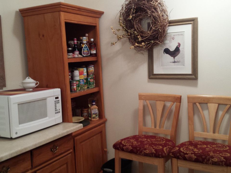 You will have a nice size kitchen; including, dishes and silverware. Clean and sanitized. Small hand held appliances,like, mixer, microwave. griddle, coffee pot, and mixer. It is set up to make the cook happy.