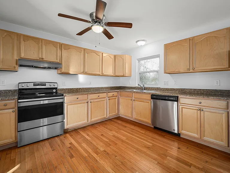 617 S Duchesne Dr — Photo 13