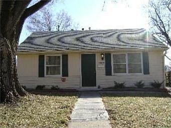 1st image of 5009 Locust Ave