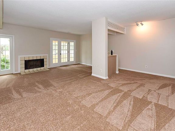 3rd image of 70 Shipyard Dr APT 282