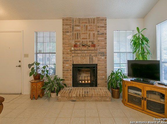 5th image of 13830 Laurel Hollow Dr