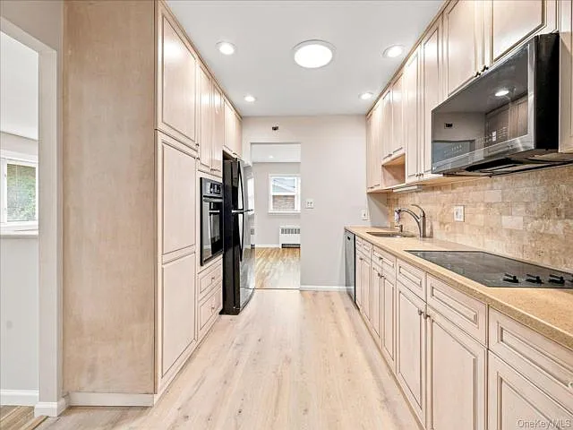 180 Boston Ave — Photo 6