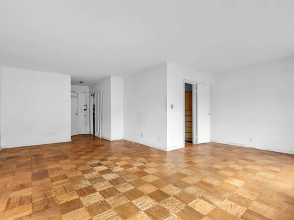 180 West End Avenue image 10 of 25