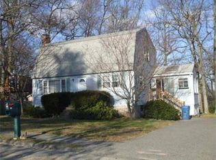 54 Dyer St, Billerica, MA 01821