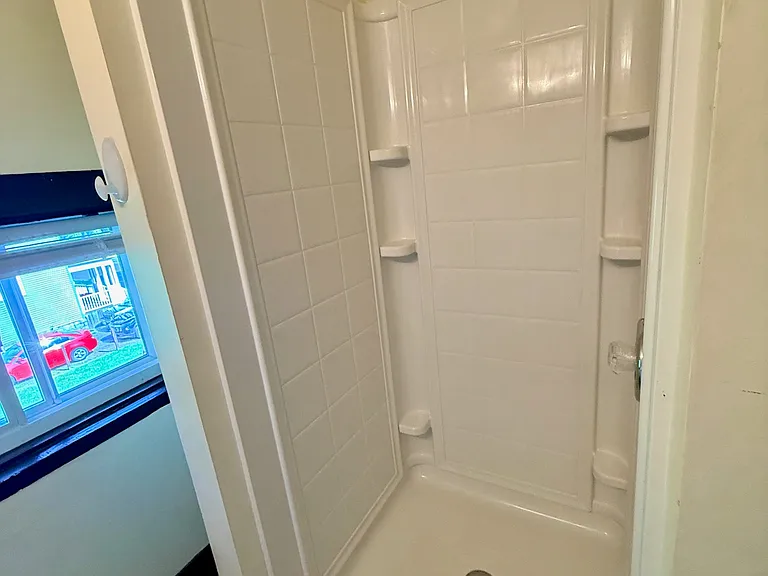 165 Winthrop St #4 — Photo 12
