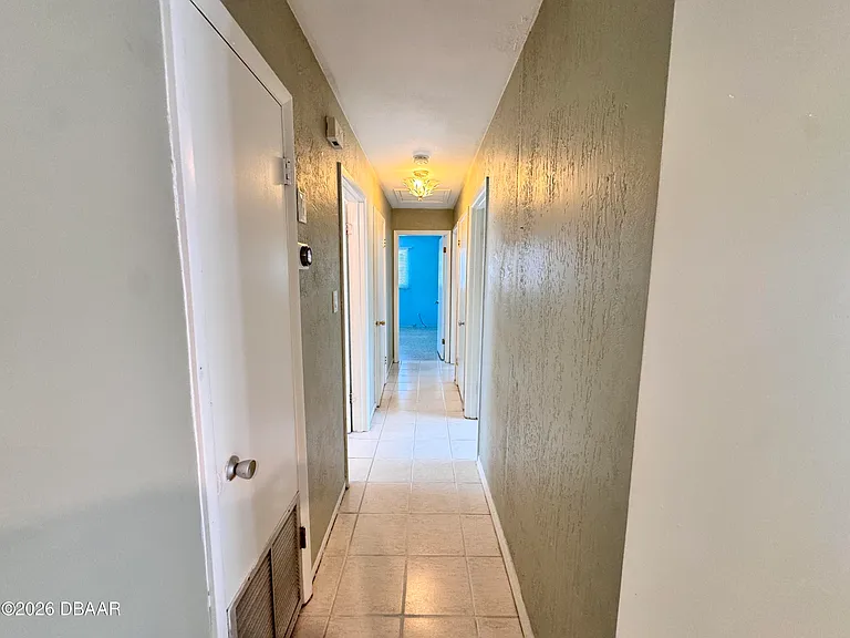 302 Fox Pl — Photo 13