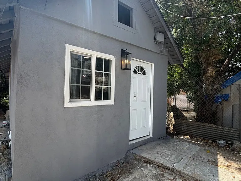 152 S Bonnie Beach Pl — Photo 11