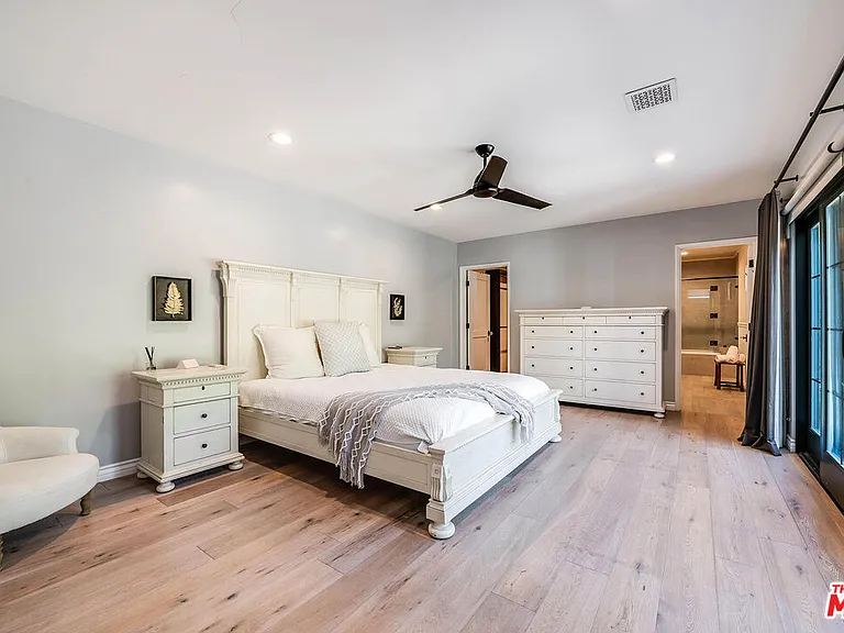 4239 W McFarlane Ave — Photo 5