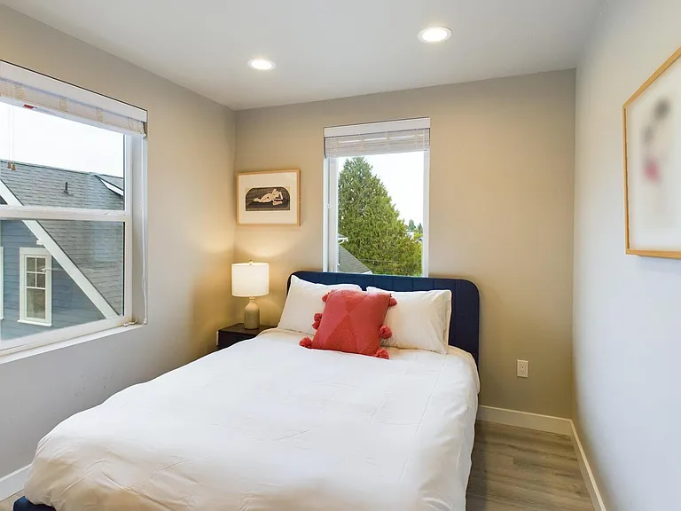 529 20th Ave #C — Photo 14
