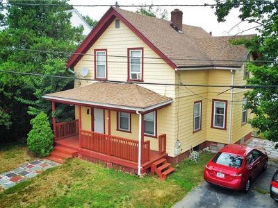 31 Lawrence St, Cranston, RI, 02920