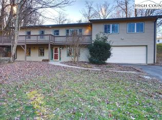 199 Parkway Village Ln, Boone, NC 28607