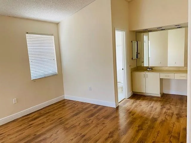 3145 N 37th Ave — Photo 27