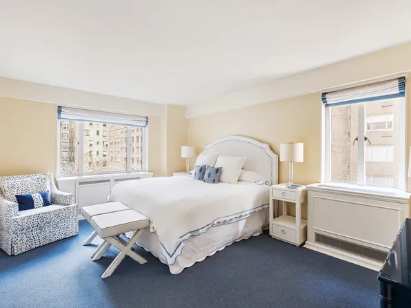 135 East 71st Street image 4 of 8