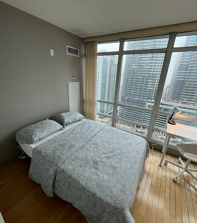 397 Front St W #3011B