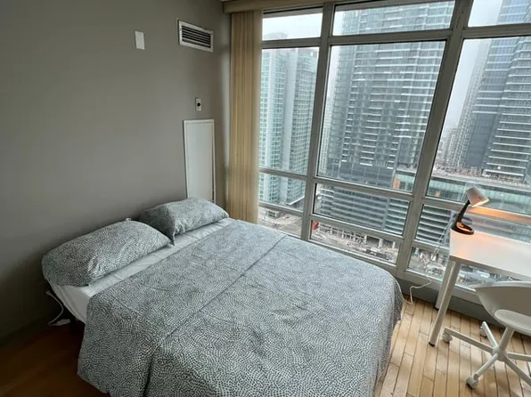 397 Front St W #3011A, Toronto, ON M5V 3S1