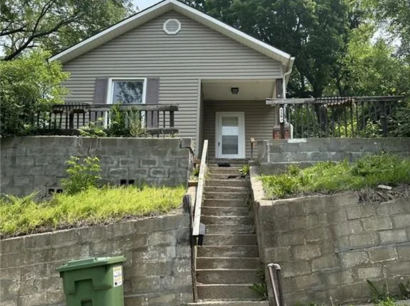 5303 Sawyer St, Saint Joseph, MO 64504