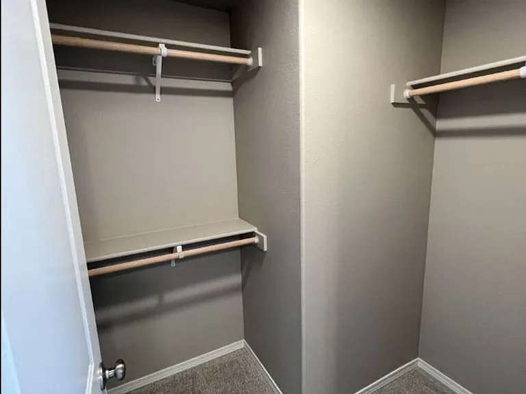 6114 Crown Crest Ave — Photo 10