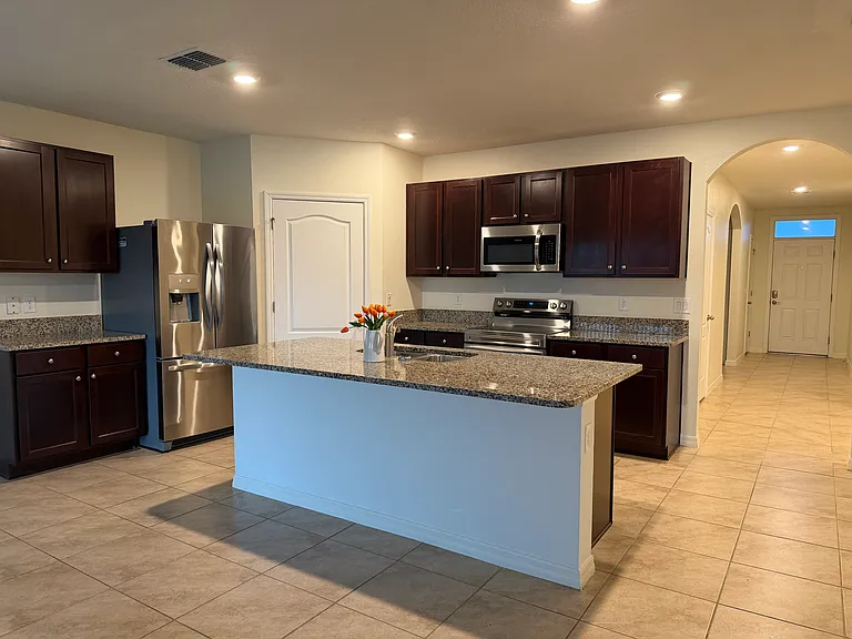 1689 Bay Breeze Dr — Photo 11