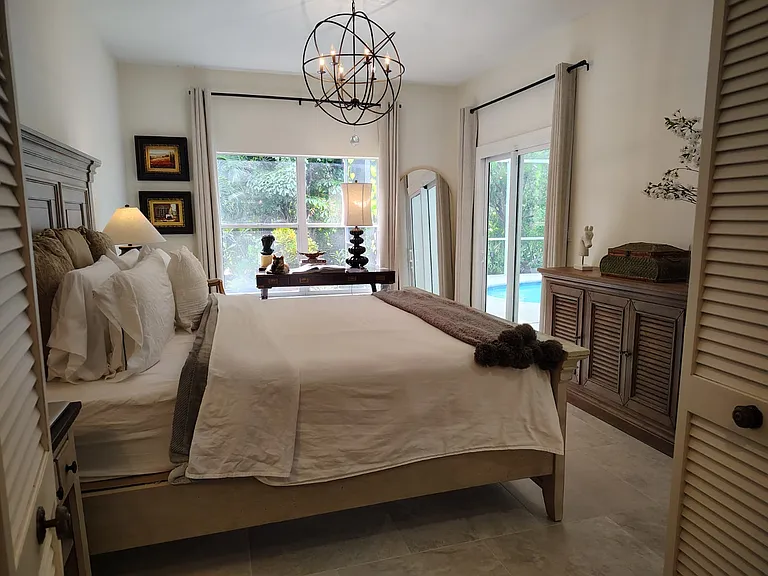 MasterBedroom, pool area and back patio