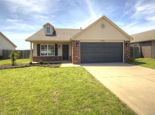 11102 N 118th Ave, Owasso, OK 74055