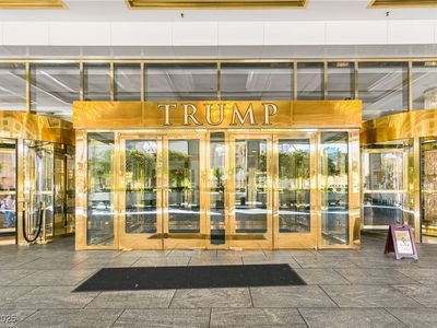 2000 N Fashion Show Dr Unit 3808, Las Vegas, NV, 89109