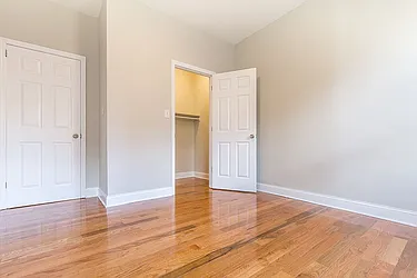 Rented by Dixon Advisory USA Inc.