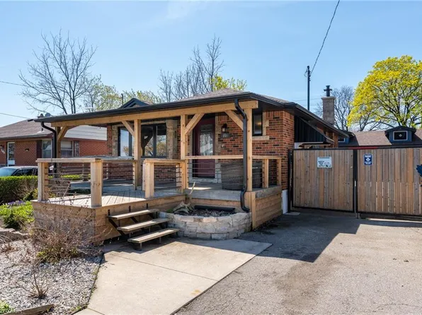 151 Winchester Blvd, Hamilton, ON L8T 2M9