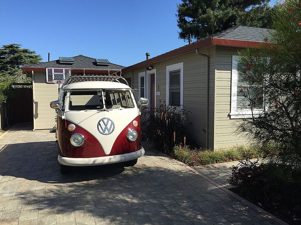 2nd image of 4338 Gladys Ave