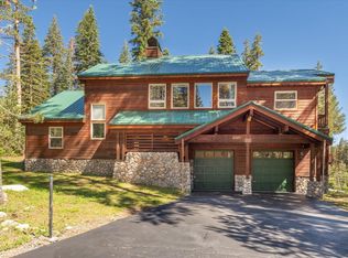 3320 Baxter Dr, Soda Springs, CA 95728