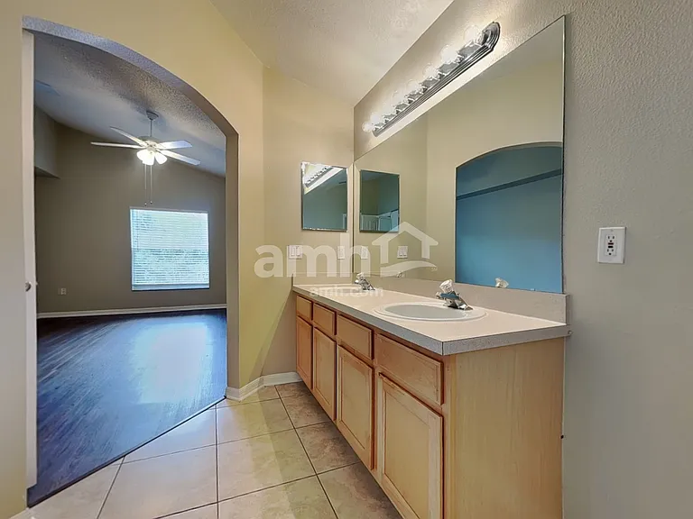 14686 Lady Victoria Blvd — Photo 10