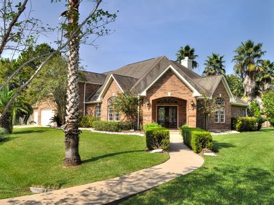 1001 The Cliffs Blvd, Montgomery, TX, 77356
