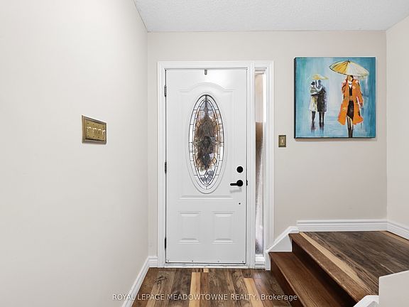 4th image of 59 Maple Ave #36