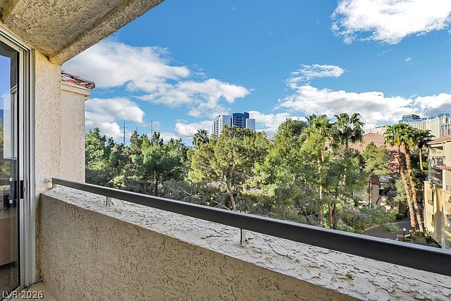 1st image of 230 E Flamingo Rd Unit 435