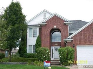 48048 Buell Dr, Macomb, MI 48044