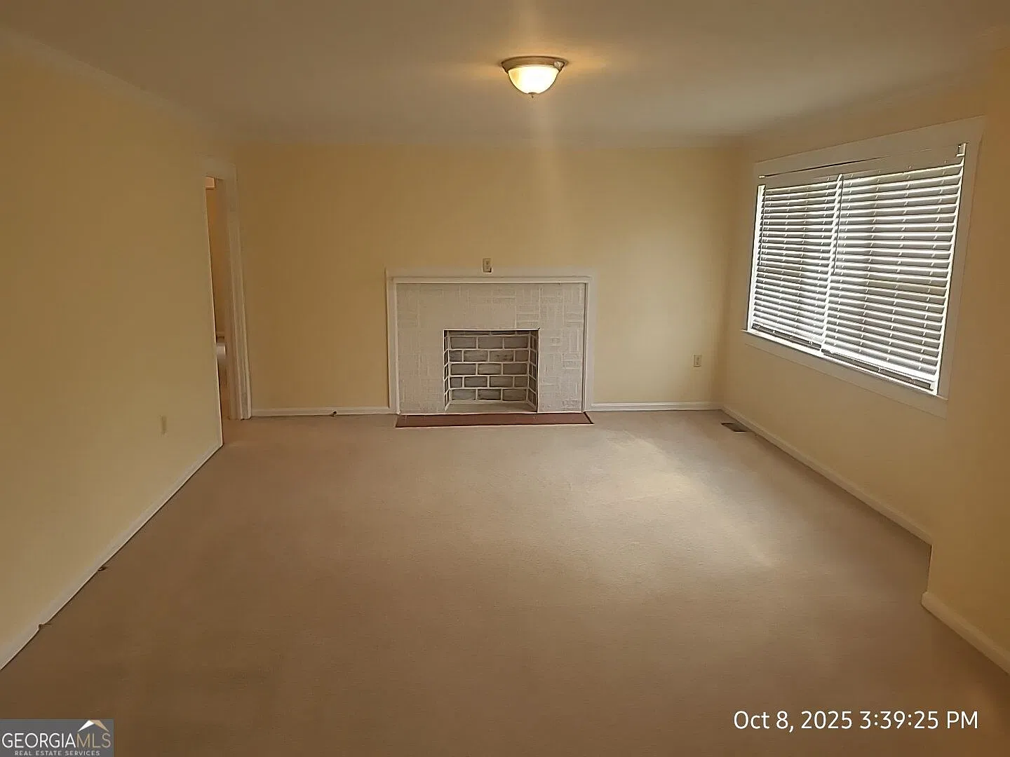 3 bed, 2.0 bath, $1,300 — Photo 3